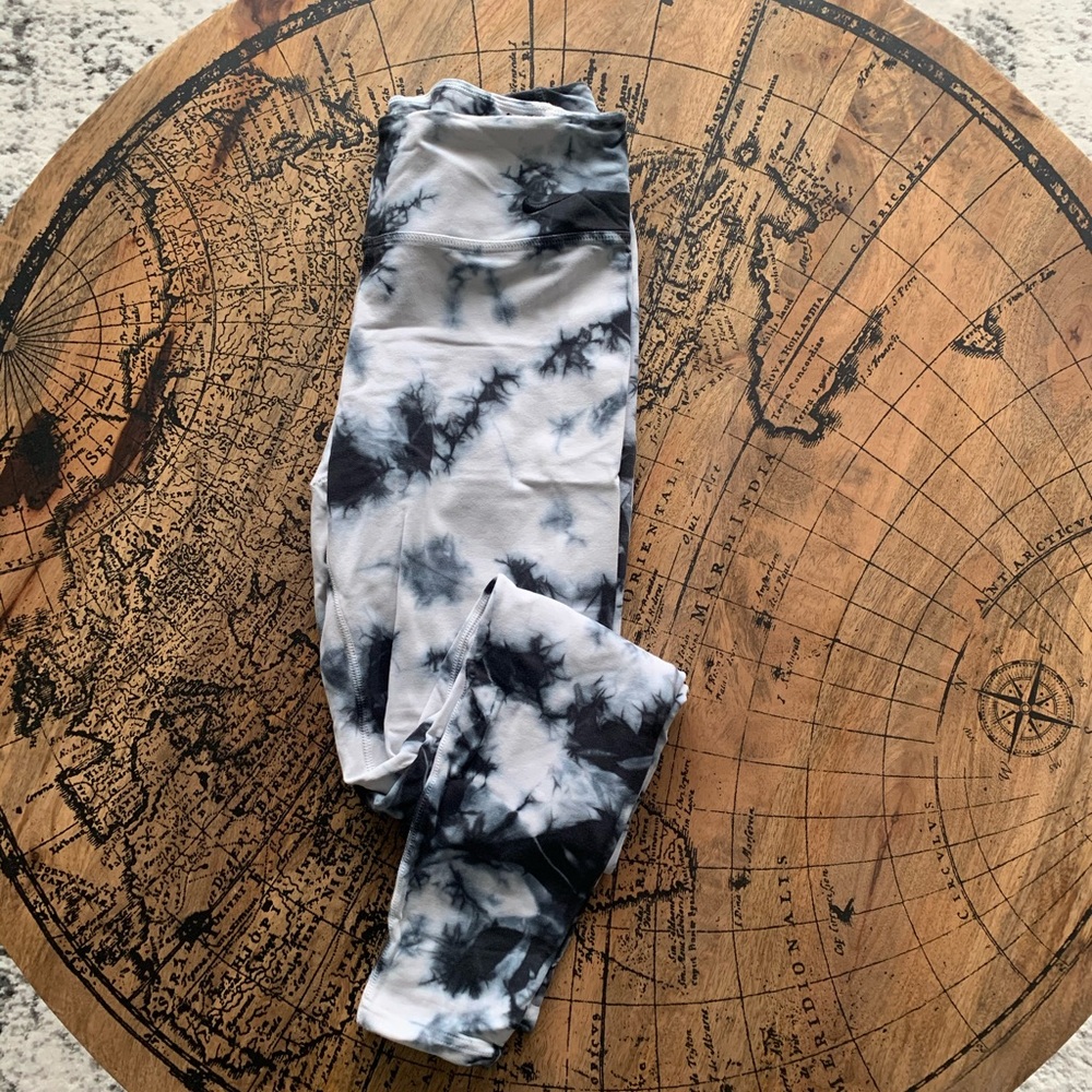 Nike leggings